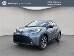 Grau Neu 2025 Toyota Aygo Kleinwagen | 20.990 €