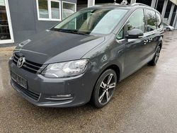Grau Gebraucht 2013 VW Sharan Highline Van / Kleinbus | 11.999 € (Fairer Preis)
