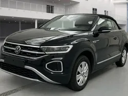 Auf anfrage Gebraucht 2024 VW T-Roc Cabriolet Move Cabrio | 31.339 € (Fairer Preis)