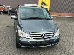 Grau Gebraucht 2014 Mercedes Viano Van / Kleinbus | 24.999 € (Fairer Preis)