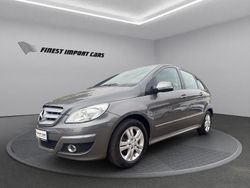 Grau Gebraucht 2008 Mercedes 200 Limousine | 9.000 € (Teuer)