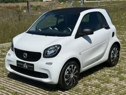 Tridionsicherheitszelle weiss Gebraucht 2018 Smart ForTwo Coupé Coupé | 7.950 € (Fairer Preis)