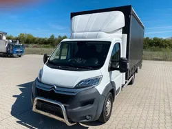 Weiß Gebraucht 2017 Citroën Jumper Van / Kleinbus | 19.000 € (Etwas zu teuer)