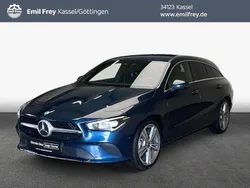 Denimblau metallic Gebraucht 2022 Mercedes CLA200 Kombi | 30.300 € (Etwas zu teuer)