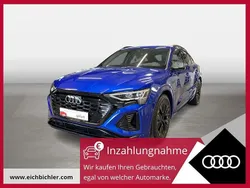 Ultrablau (metallic) Gebraucht 2024 Audi Q8 e-tron Ambiente SUV | 64.820 €