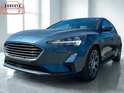 Blau Gebraucht 2020 Ford Focus Titanium Limousine | 11.999 € (Fairer Preis)