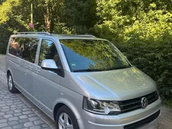 Silber Gebraucht 2013 VW Caravelle Van / Kleinbus | 21.999 €