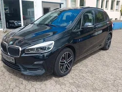 Schwarz Gebraucht 2020 BMW 225 Van / Kleinbus | 19.990 € (Guter Preis)