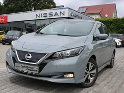 Grau Gebraucht 2021 Nissan Leaf Acenta Kleinwagen | 16.980 € (Etwas zu teuer)