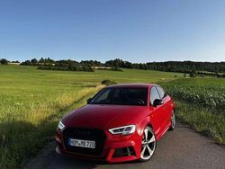 Rot Gebraucht 2020 Audi A3 S-Line Limousine | 21.900 € (Guter Preis)