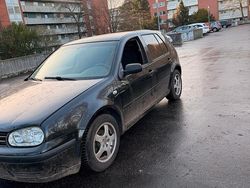 Schwarz Gebraucht 1998 VW Golf IV Kleinwagen | 500 € (Guter Preis)