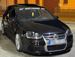 Schwarz Gebraucht 2006 VW Golf V R Limousine | 11.000 €