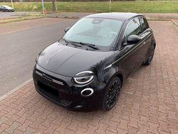 Schwarz Gebraucht 2023 Fiat 500e La Prima Kleinwagen | 20.490 € (Fairer Preis)