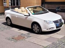 Beige Gebraucht 2010 VW Eos Cabrio | 5.000 €