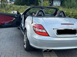 Silber Gebraucht 2004 Mercedes SLK200 Cabrio | 5.200 €
