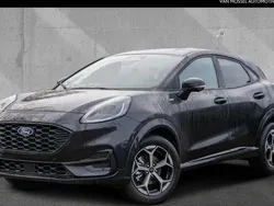 Agate black (schwarz metallic) Gebraucht 2025 Ford Puma ST-Line SUV | 27.450 € (Fairer Preis)