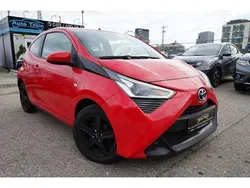Vulcanorot Gebraucht 2018 Toyota Aygo X-play Kleinwagen | 8.950 € (Fairer Preis)