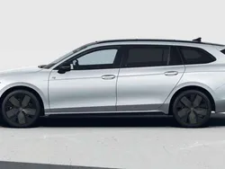 Oyster silver metallic Neu 2024 VW Passat R-line Kombi | 51.539 € (Guter Preis)