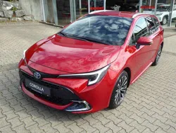 Karminarot Gebraucht 2025 Toyota Corolla Kombi | 38.290 €