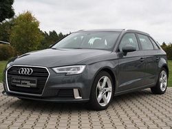 Grau Gebraucht 2016 Audi A3 Sport Limousine | 16.590 € (Fairer Preis)
