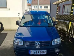 Blau Gebraucht 2006 VW Caddy Van / Kleinbus | 5.000 € (Etwas zu teuer)