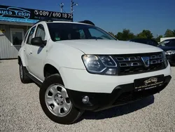 Gletscherweiss Gebraucht 2016 Dacia Duster Lauréate SUV | 8.950 € (Fairer Preis)