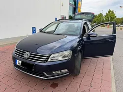 Blau Gebraucht 2012 VW Passat Trendline Kombi | 9.000 € (Teuer)