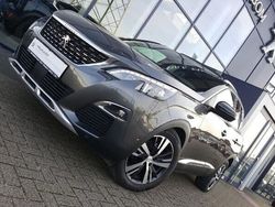 Grau Gebraucht 2021 Peugeot 3008 Access SUV | 23.590 € (Teuer)