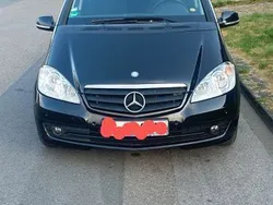 Schwarz Gebraucht 2011 Mercedes A160 Elegance Van / Kleinbus | 3.700 € (Fairer Preis)