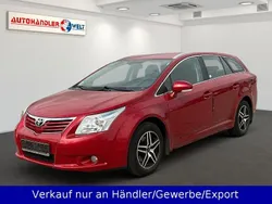 Rot Gebraucht 2009 Toyota Avensis Kombi | 6.199 € (Fairer Preis)