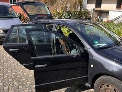 Schwarz Gebraucht 2006 Skoda Fabia Kombi | 700 € (Guter Preis)