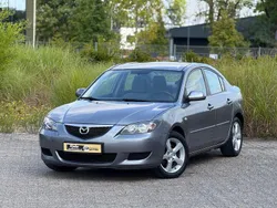 Grau Gebraucht 2004 Mazda 3 Comfort Limousine | 3.499 € (Etwas zu teuer)