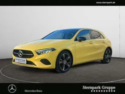 Unilack sonnengelb Gebraucht 2023 Mercedes A180 Progressive Limousine | 31.490 € (Etwas zu teuer)