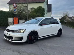 Weiß Gebraucht 2014 VW Golf VII GTI Limousine | 13.800 € (Fairer Preis)