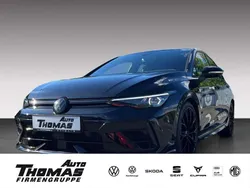 Grenadillschwarz metallic Gebraucht 2024 VW Golf VIII Black Edition Limousine | 51.500 €