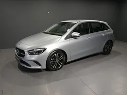 Metalliclack hightechsilber Gebraucht 2024 Mercedes B200 Progressive Van / Kleinbus | 31.900 € (Guter Preis)