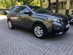 Grau Gebraucht 2019 Peugeot 3008 Active SUV | 14.700 € (Fairer Preis)