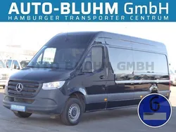 Tiefschwarz Gebraucht 2023 Mercedes Sprinter Van | 32.011 € (Superpreis)