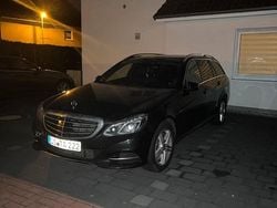 Schwarz Gebraucht 2013 Mercedes E300 Kombi | 6.000 € (Guter Preis)