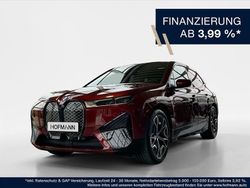 Aventurinrot metallic Gebraucht 2021 BMW iX Sport Line SUV | 46.860 € (Etwas zu teuer)