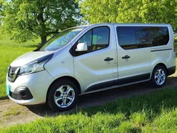 Silber Gebraucht 2018 Nissan NV300 Premium Edition Van | 29.990 €