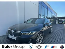 Grau Gebraucht 2022 BMW 540 Luxury Line Limousine | 45.966 € (Guter Preis)