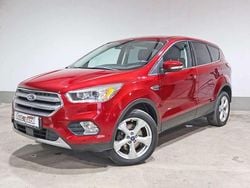 Rot Gebraucht 2016 Ford Kuga Titanium SUV | 14.900 € (Fairer Preis)