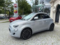 Blau Neu 2025 Fiat 500e La Prima Cabrio | 26.990 €