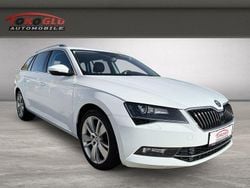 Weiß Gebraucht 2017 Skoda Superb Kombi | 16.990 € (Guter Preis)