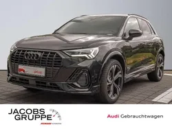 Mythosschwarz metallic Gebraucht 2025 Audi Q3 S-Line SUV | 44.870 € (Fairer Preis)