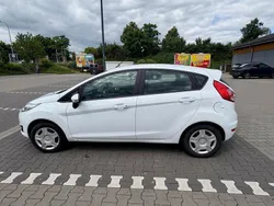 Weiß Gebraucht 2015 Ford Fiesta SYNC Edition Kleinwagen | 3.899 € (Fairer Preis)