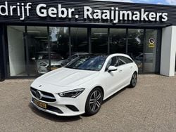 Weiß Gebraucht 2020 Mercedes CLA200 Shooting Brake Business Kombi | 17.900 € (Etwas zu teuer)
