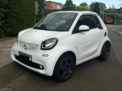 Weiß Gebraucht 2017 Smart ForTwo Coupé Brabus Cabrio | 14.900 € (Fairer Preis)