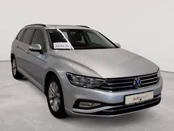 Reflexsilber metallic Gebraucht 2021 VW Passat Business Kombi | 20.790 € (Guter Preis)